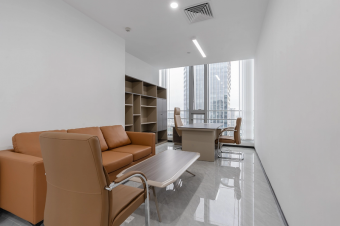 辦公室裝修中的“隔斷設(shè)計(jì)”技巧：用靈活隔斷